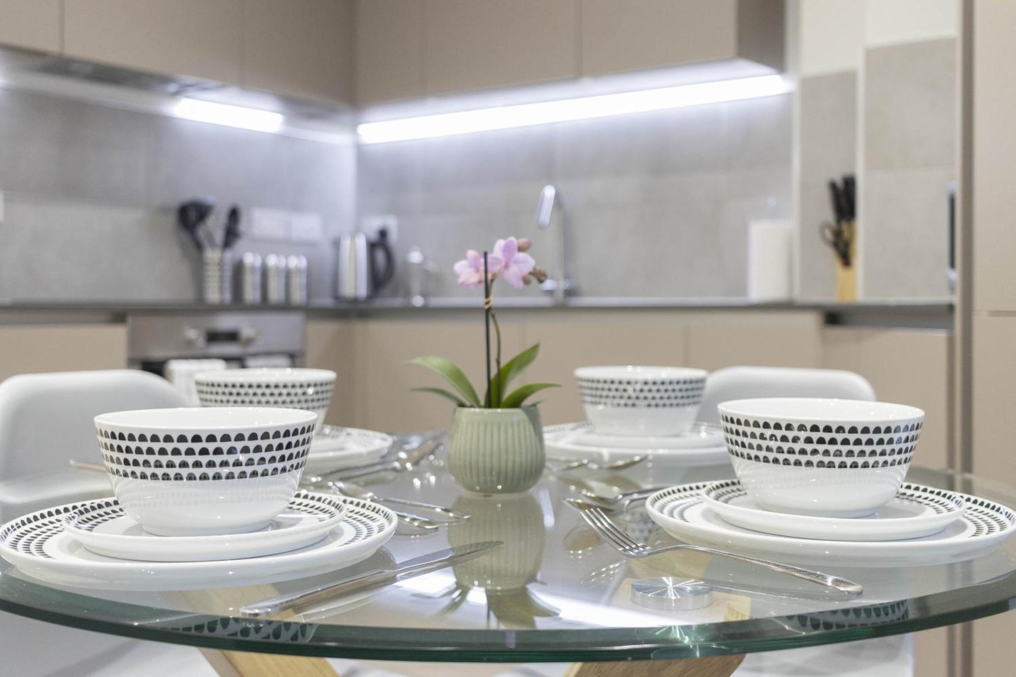 דירות אקסטר Linacre 1&2 - One And Two Bed Flat Behind The Cathedral With Free Parking And Fast Wifi חדר תמונה